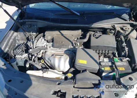 2015 Toyota Camry Se z USA, uszkodzony, nr VIN 4T1BF1FK6FU026251